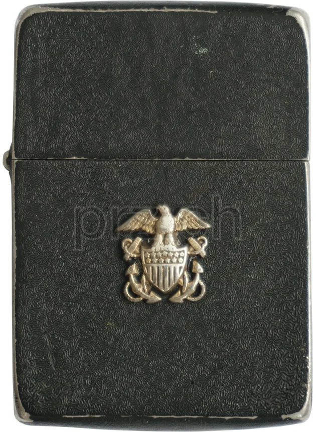 Black Crackle – U.S. Navy Officers Insignia, Modell four barrel hinge, flat bottom, Jahr 1942 - 43, Vorderseite